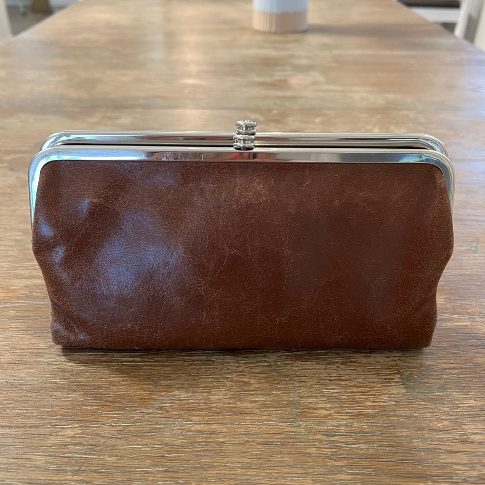 Vintage Hobo International Leather Double Kisslock Wallet Clutch in Tan